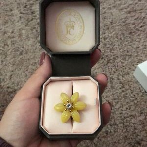 Juicy Couture Yellow Flower Ring